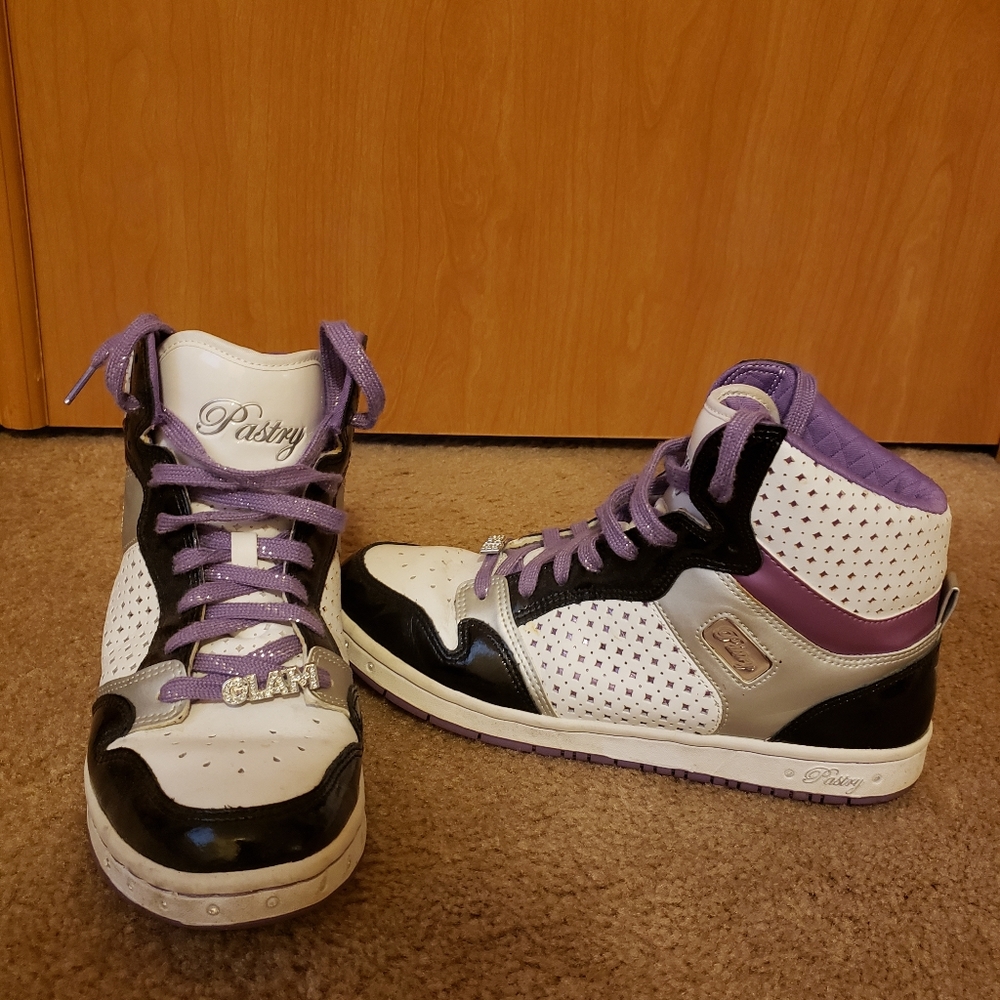 Pastry brand high tops